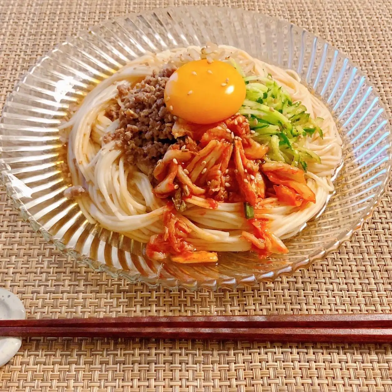 まる。