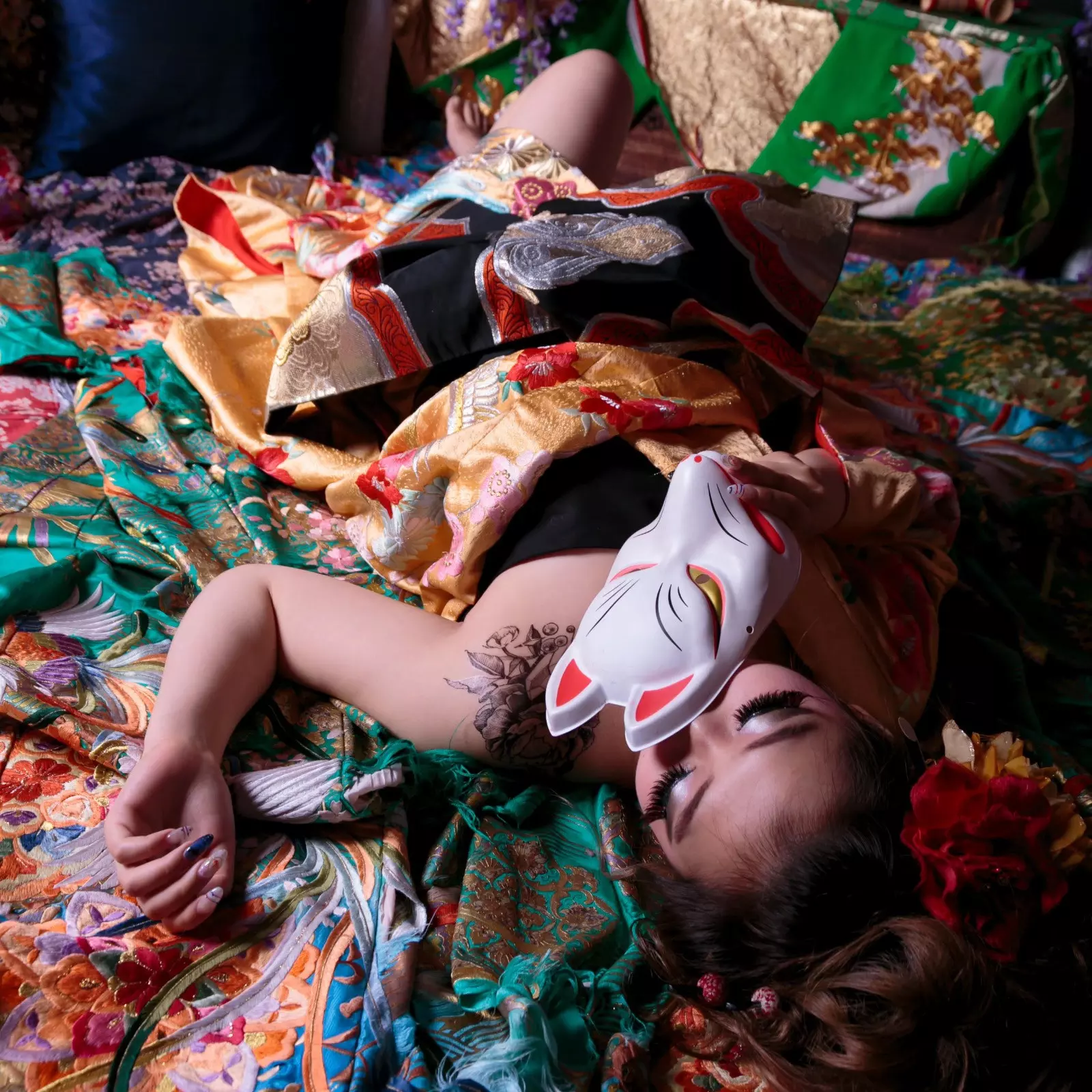 ﾜｰｵｯｯ\( ö )/