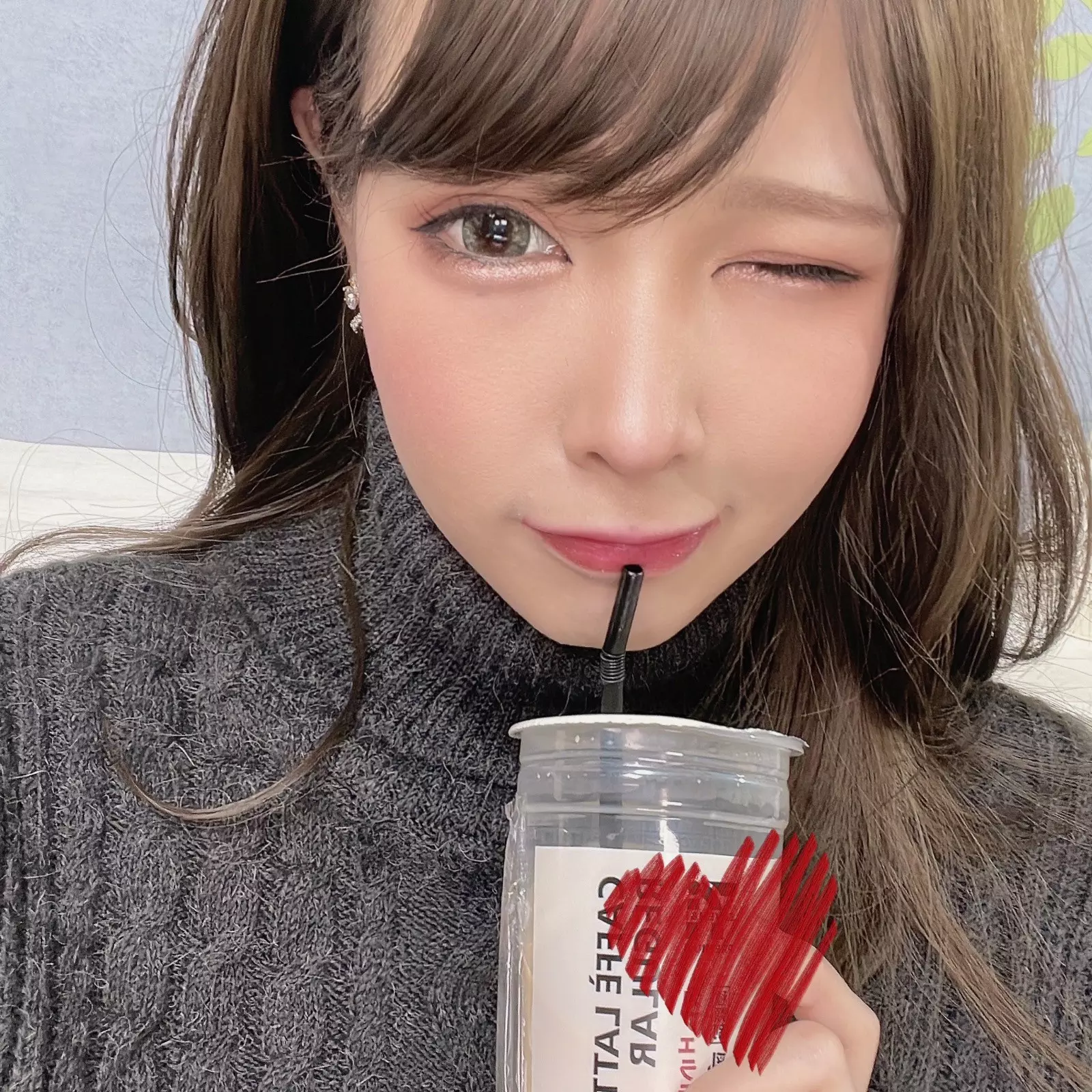 おはようございます。今日は雪ですね。
