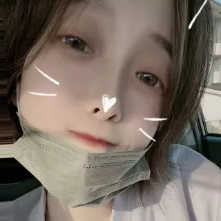 初めまして(=・ω・）ノ