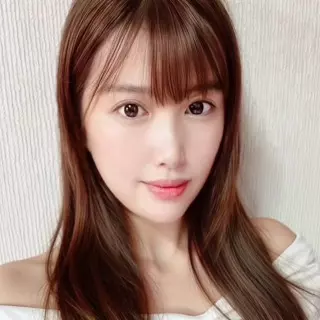 a girl from live-de55 https://picture2.livede55.com/images/p5-1432005178