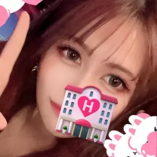 *るあ*ちゃんとライブチャットが出来るお部屋