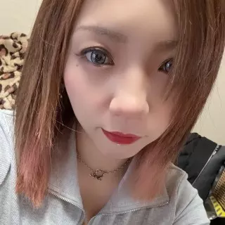 a girl from live-de55 https://picture2.livede55.com/images/p5-1432761994