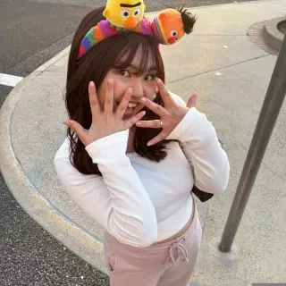 はじめまして(=・ω・）ノ