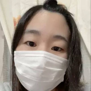 a girl from live-de55 https://picture2.livede55.com/images/p5-1434652856