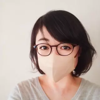 a girl from live-de55 https://picture2.livede55.com/images/p5-1435135143