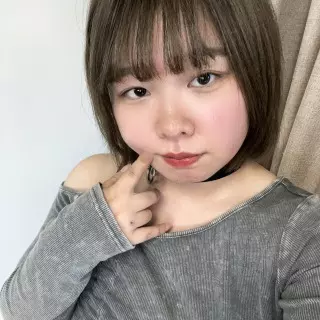 a girl from live-de55 https://picture2.livede55.com/images/p5-1435827642