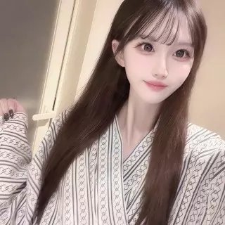 a girl from live-de55 https://picture2.livede55.com/images/p5-1436152127