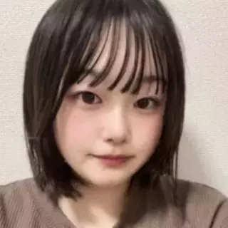 a girl from live-de55 https://picture2.livede55.com/images/p5-1436821371