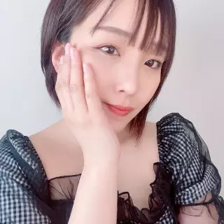 玲奈ちゃんとライブチャットが出来るお部屋