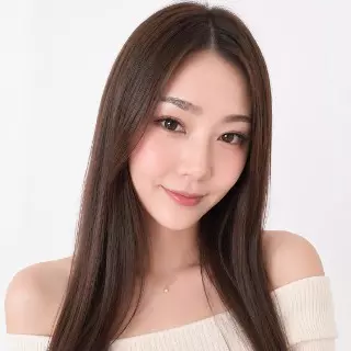 ななちゃんとライブチャットが出来るお部屋